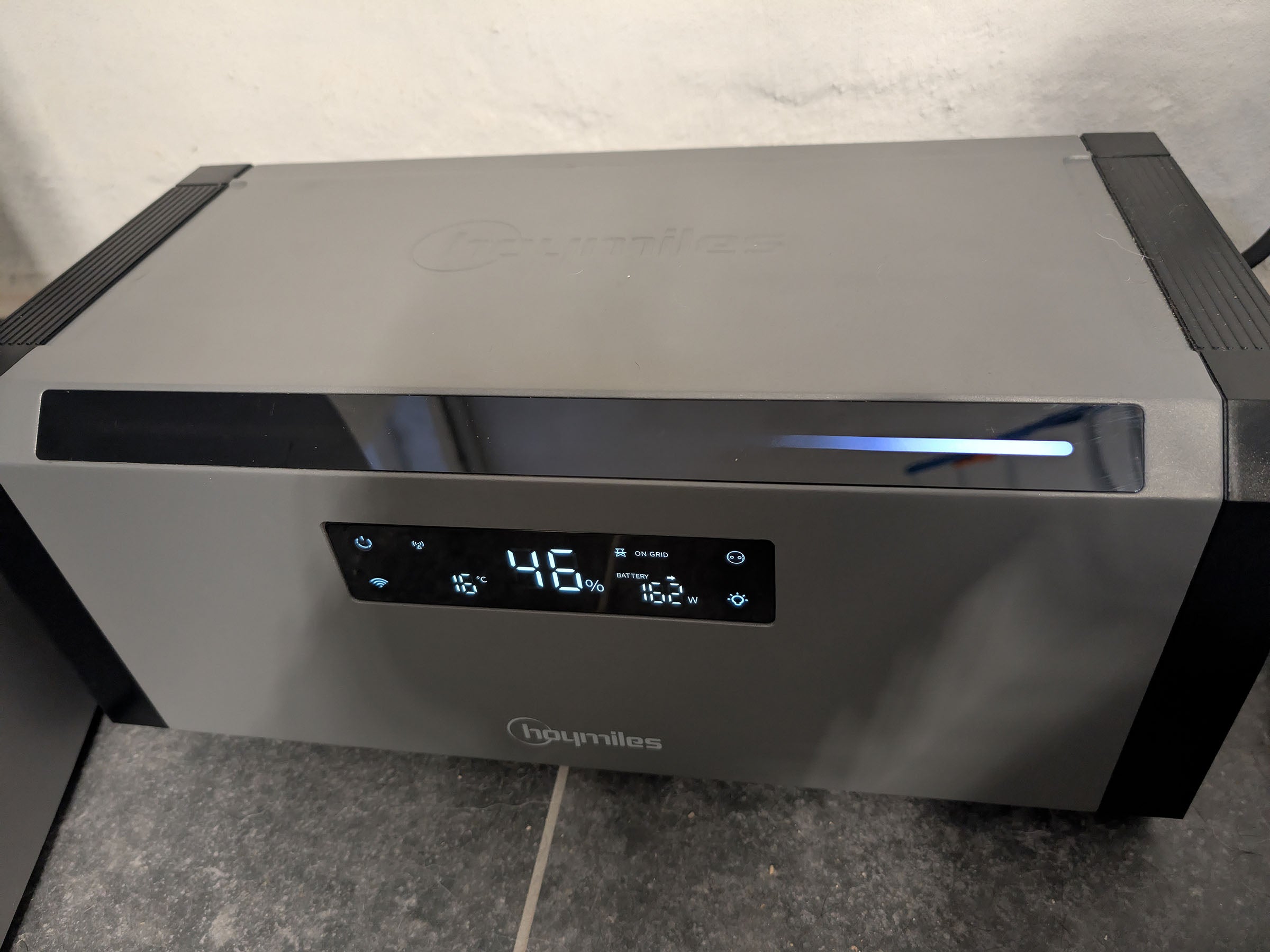 Endlich ein Solar-Speicher, der wirklich zum Wechselrichter passt: Hoymiles HiBattery 1920 AC im Test