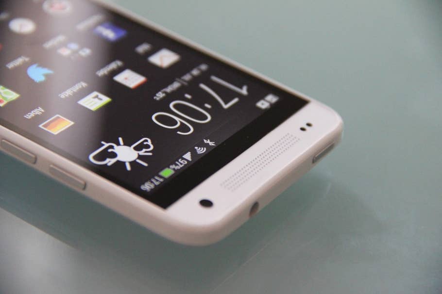HTC One mini