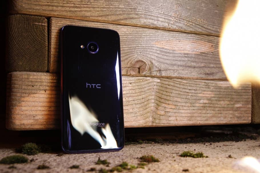 HTC U11 Life - Hands-On