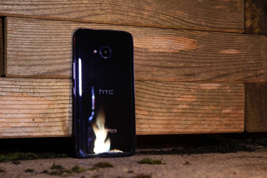 HTC U11 Life - Hands-On
