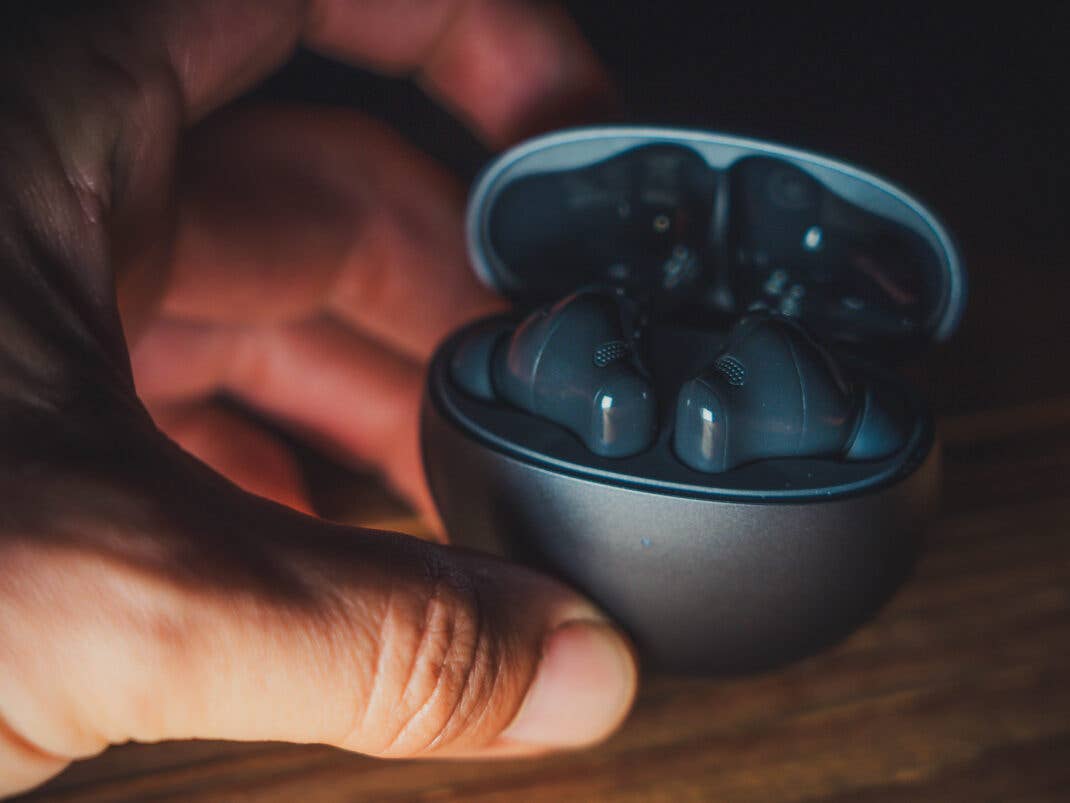 Der Klang der Kopfhörer: vielleicht etwas langweilig, aber angenehm unaufdringlich.