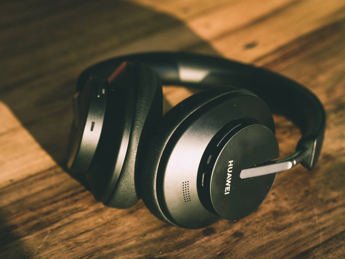 Huawei FreeBuds Studio: Over-Ear-Kopfhörer mit Active Noise Canceling