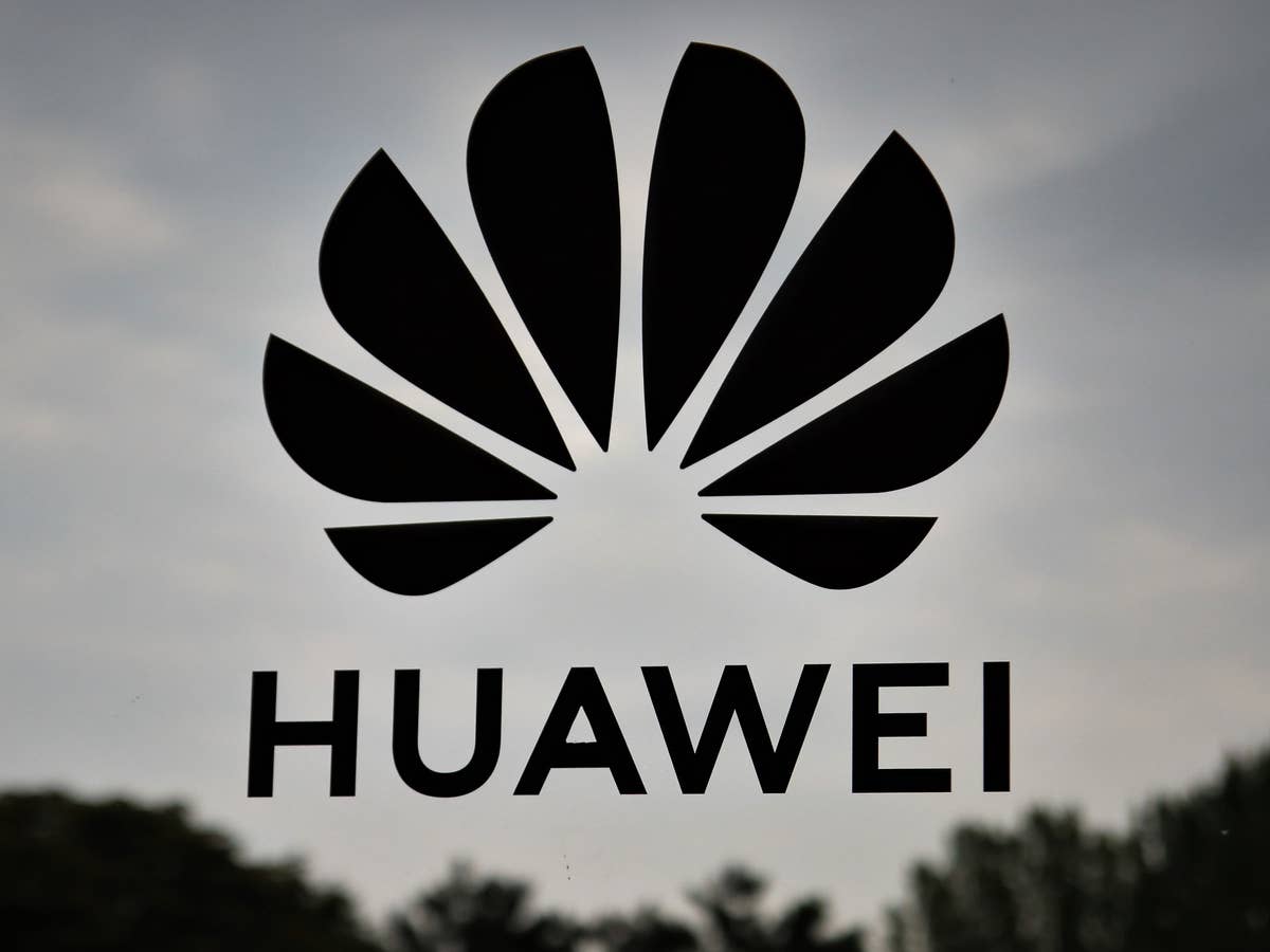Huawei-Logo auf Scheibe