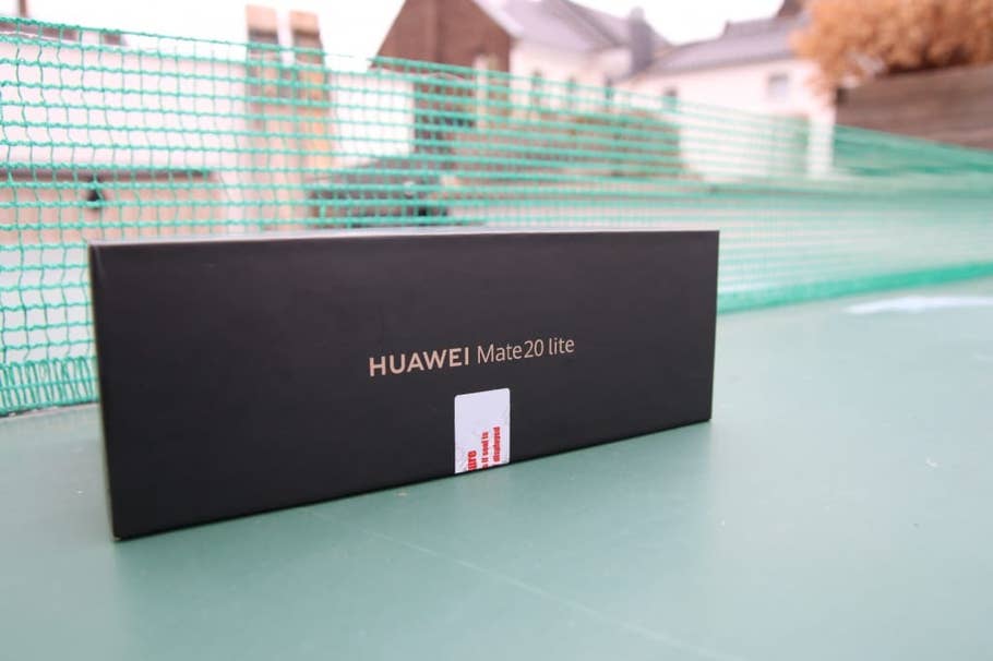 Huawei Mate 20 Lite im Test: Unboxing