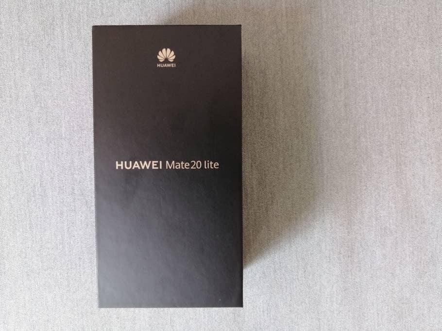 Huawei Mate 20 Lite im Test: Unboxing