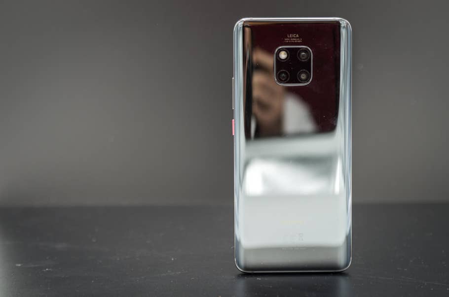 Huawei Mate 20 Pro in der Farbe Schwarz