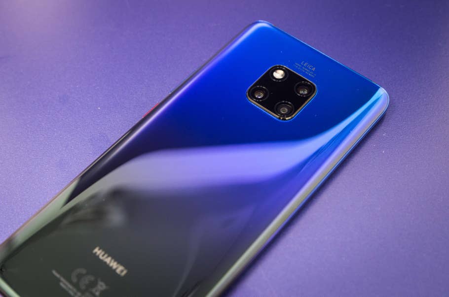 Huawei Mate 20 Pro in der Farbe Twilight