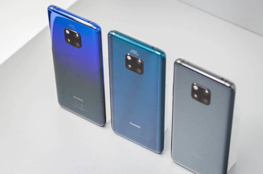 Huawei Mate 20 Pro in den Farben Grün, Schwarz und Twilight