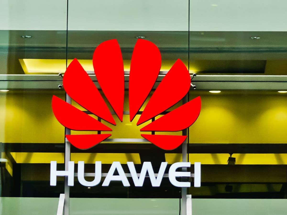 Huawei Logo Huawei-Logo an einem Geschäft