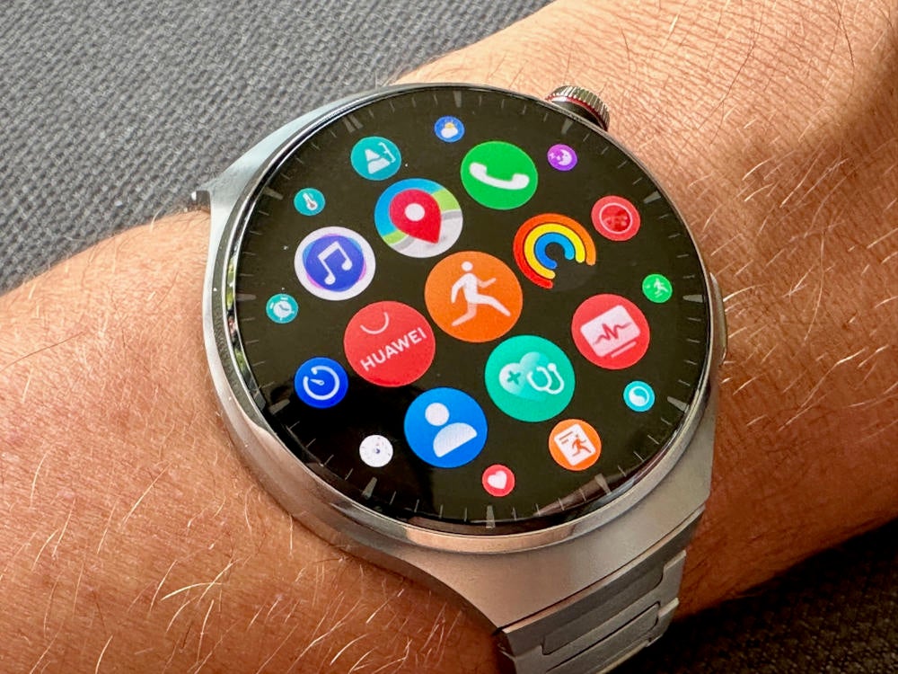 Widget-Übersicht auf der Huawei Watch 4 Pro.