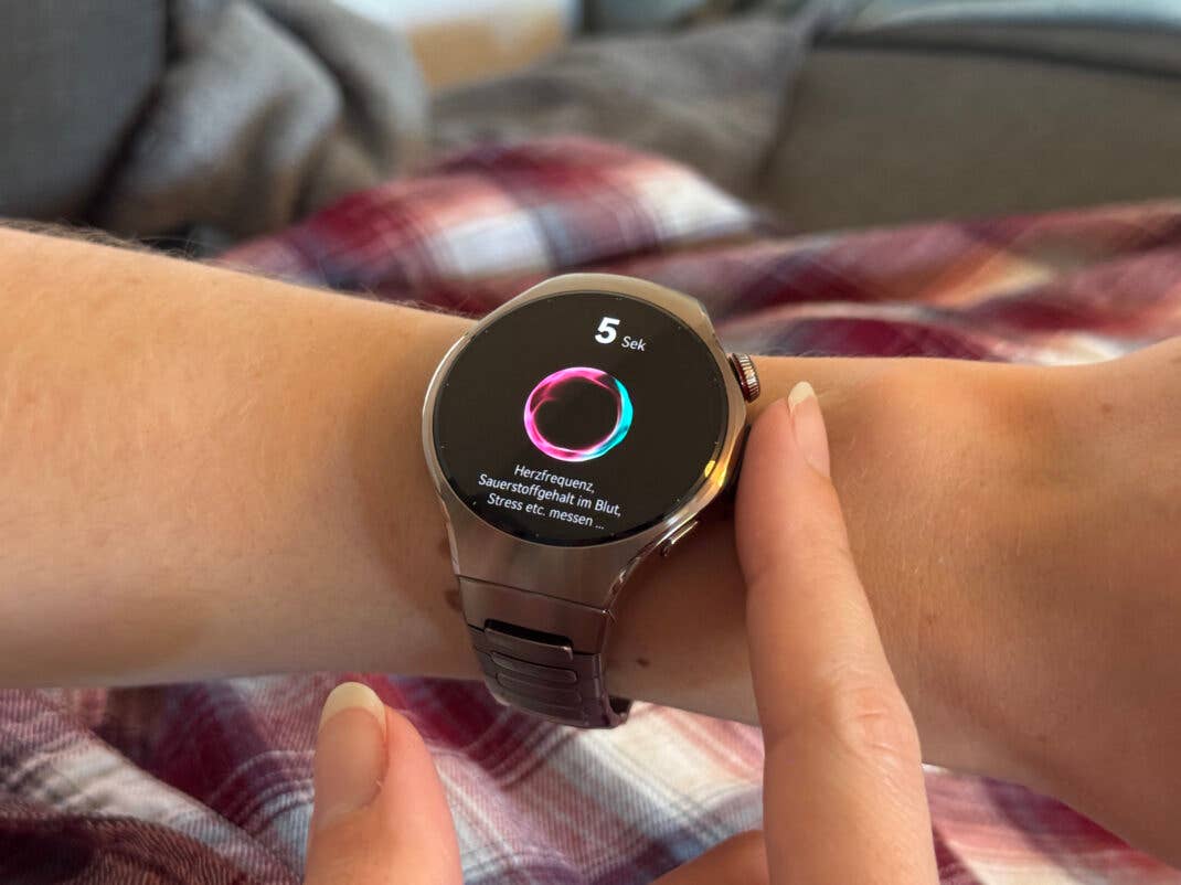 Der X-TAP-Sensor führt eine Messung durch