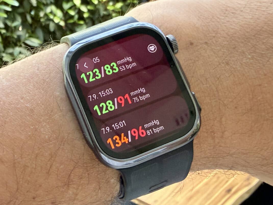 Blutdruck-Messungen mit der Huawei Watch D3.