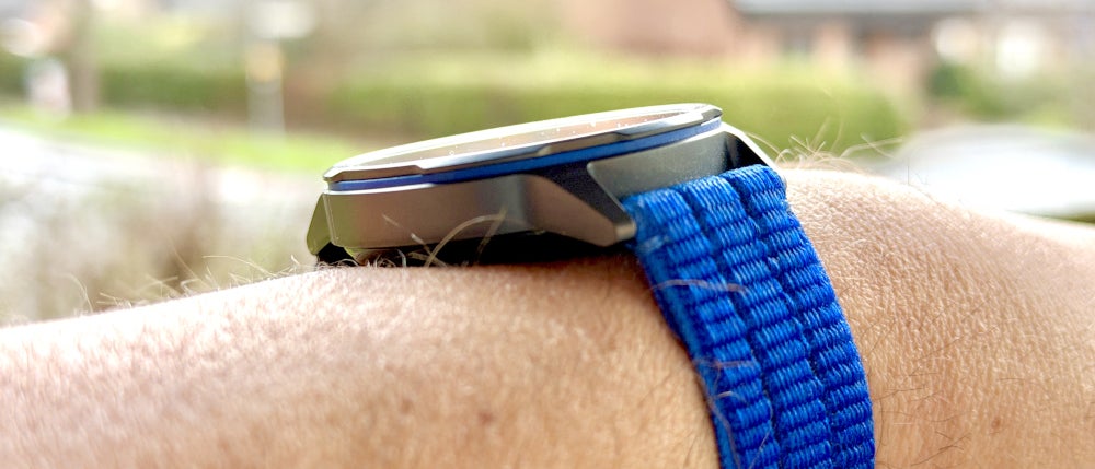 Huawei Watch GT Runner 2 - Dicke am Handgelenk