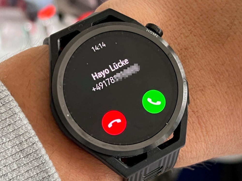 So signalisiert die Huawei Watch GT Runner einen eingehenden Anruf.