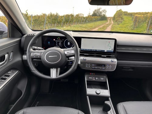 Cockpit im Hyundai Kona Elektro (2023)