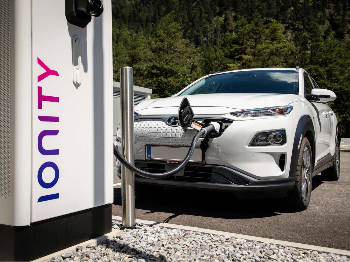 Ladesäulen in Deutschland: So schlecht ist die Verfügbarkeit