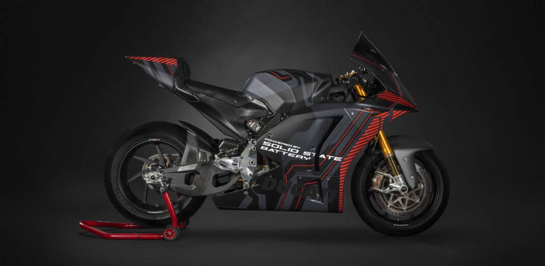 Technologieträger: Ducati-Motorrad mit Feststoffbatterie