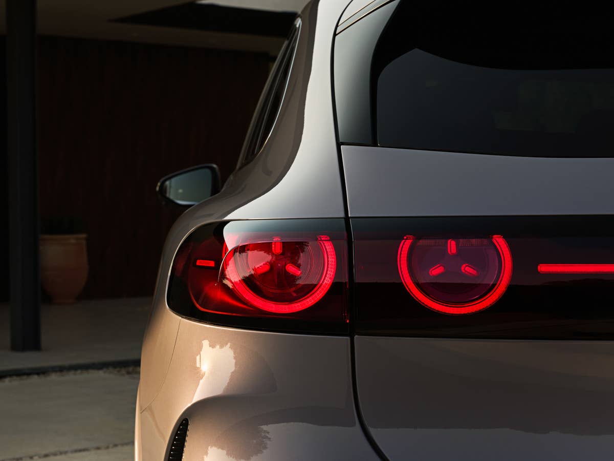 Heck des vollelektrischen Mercedes GLC