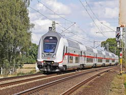 Intercity 2: Ein IC2 der Deutschen Bahn