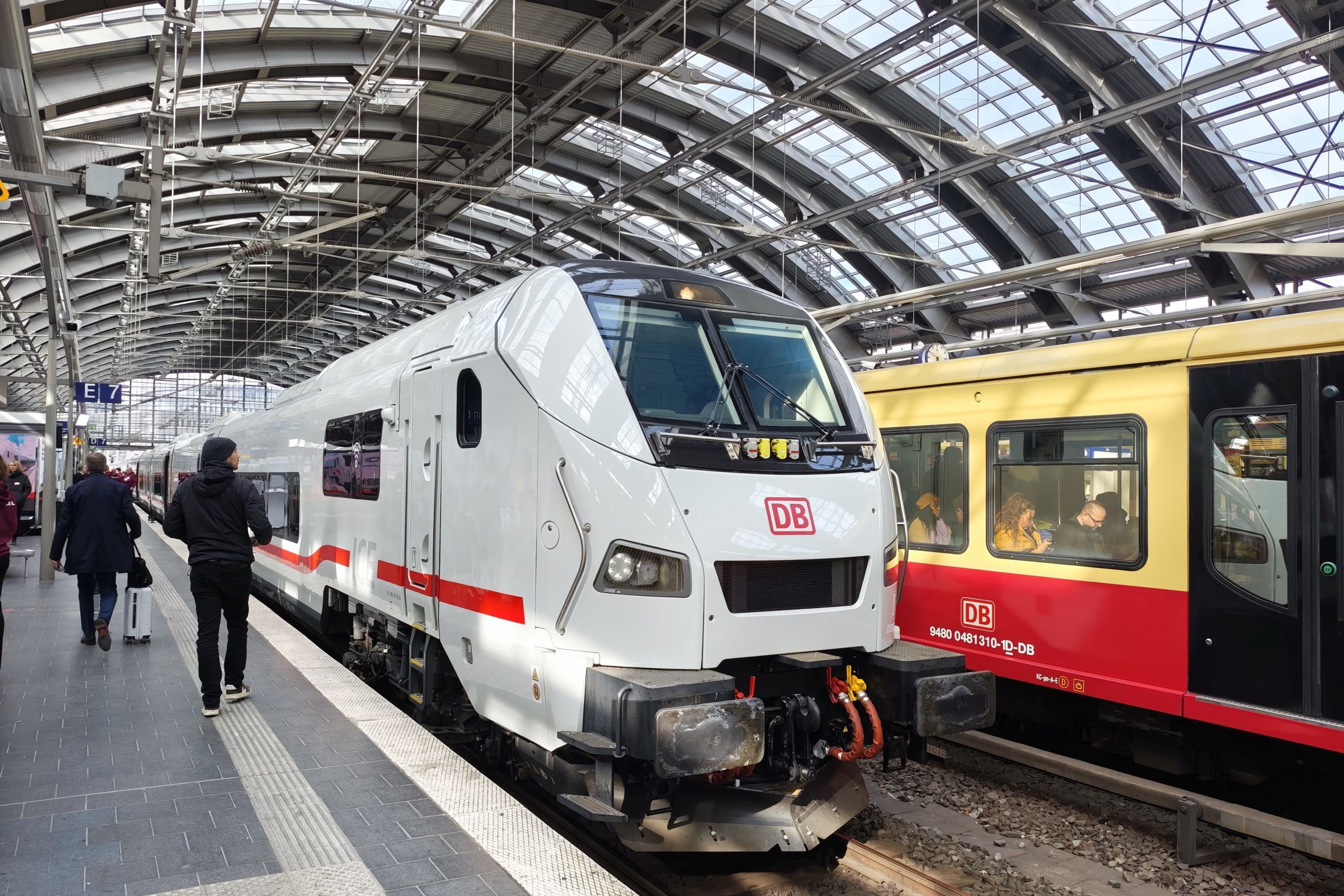 neuer-ice-der-bahn-das-unterscheidet-ihn-von-allen-anderen-z-gen
