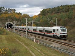 Der neue ICE L der Deutschen Bahn auf Testfahrt