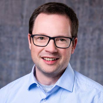Profilbild von Thorsten Neuhetzki, Redakteur bei beebuzz media