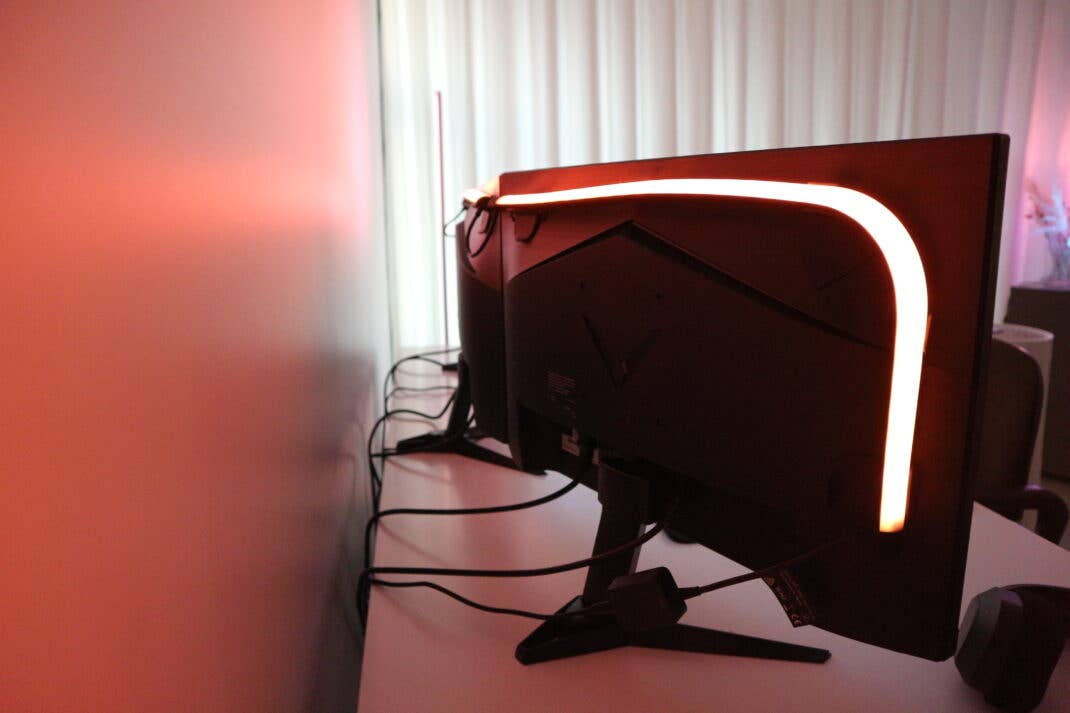 Der Philips Hue Gradient Lightstrip PC im Einsatz