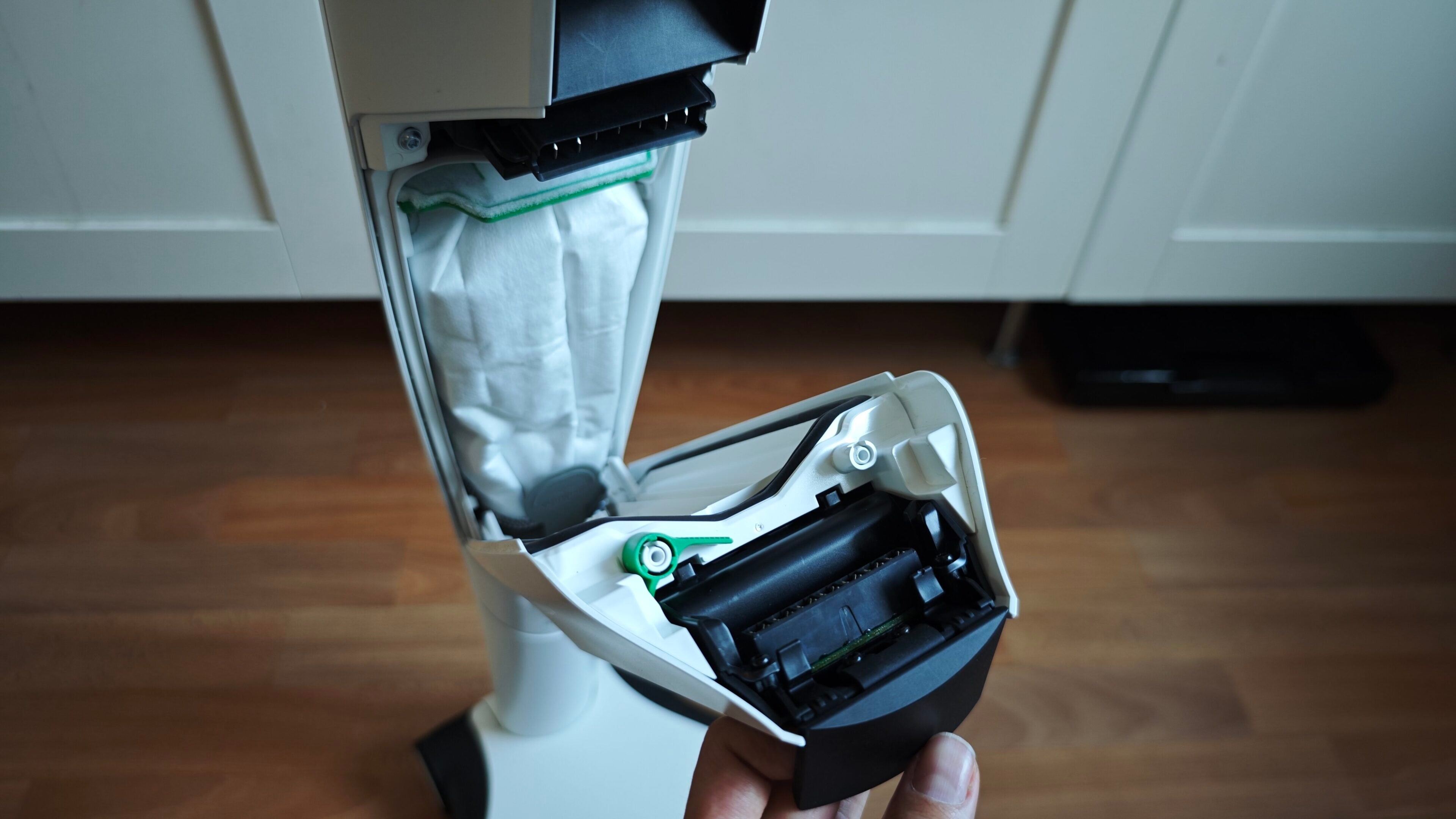 VK7 Kobold Vorwerk Saugwischer Filtertüte im Sauger