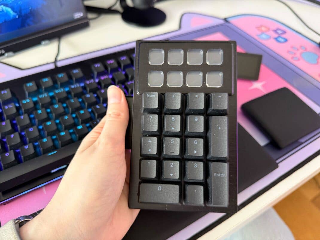 Der Ziffernblock der Dark Mount Gaming Tastatur