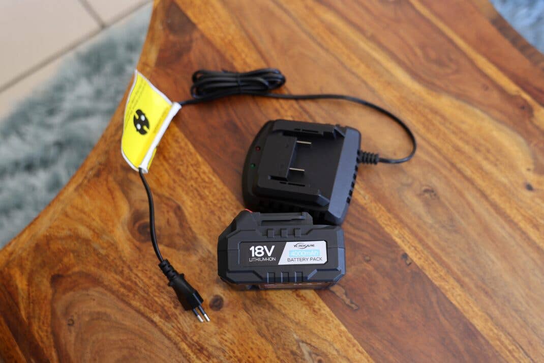 Akku des Yardcare V100