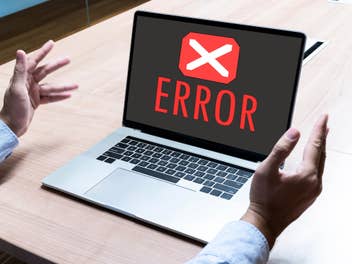 Ein Rechner, auf dem der Schriftzug 