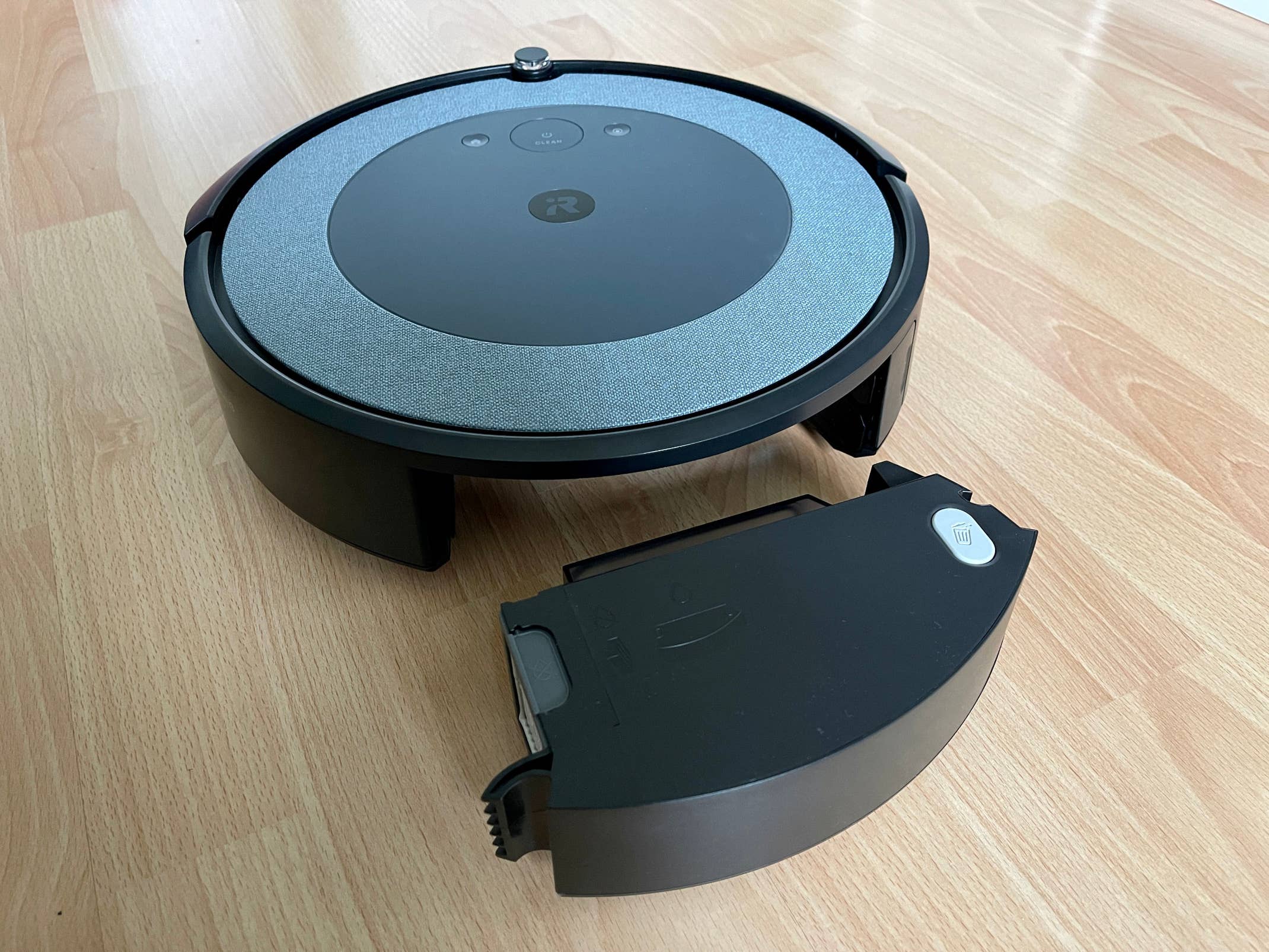 iRobot Roomba i4+ im Test PremiumSaugroboter mit einem Manko