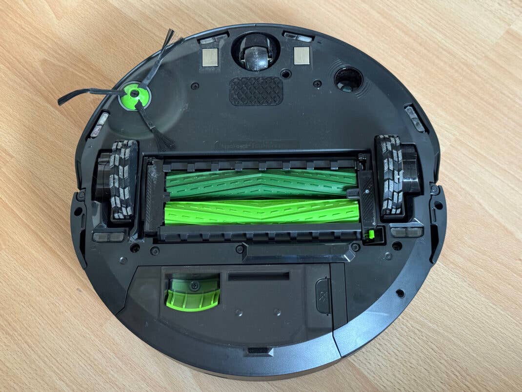 iRobot Roomba Combo j9+ von unten