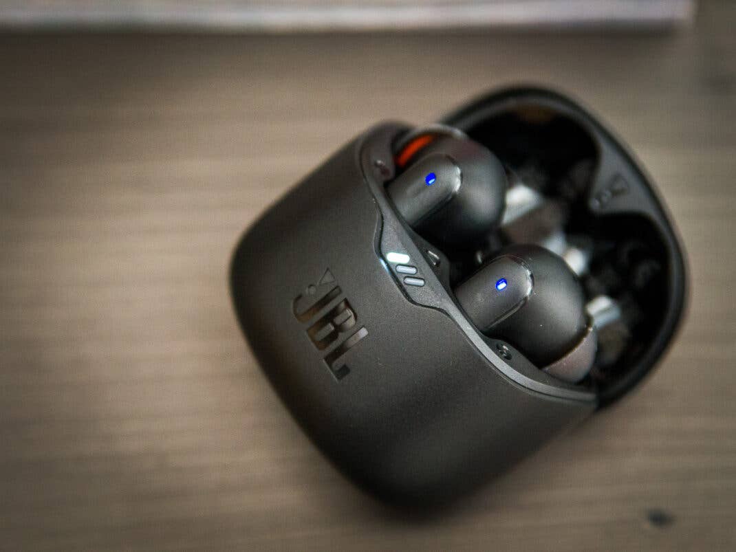 Die Kopfhörer liefern zwar kein grandioses ANC, aber einen wunderbaren Klang.