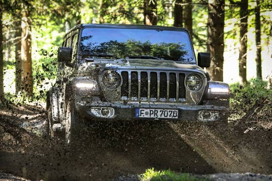 Jeep Wrangler Sahara