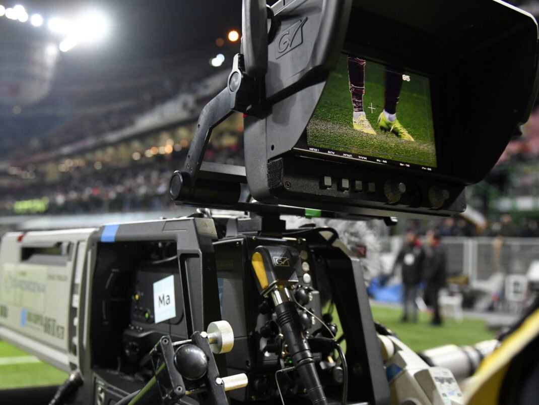#Fußball live im TV & Stream: So machst du Schluss mit dem Abo-Chaos