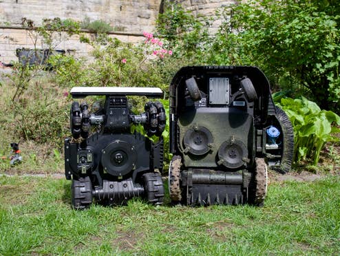 Testsieger: Das ist der beste Mähroboter ohne Begrenzungsdraht Mähteller des Mammotion Luba mini 2 AWD und Ecovacs Goat A1600 Lidar Pro