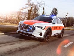 Die Kantonspolizei Zürich testet den Audi e-tron