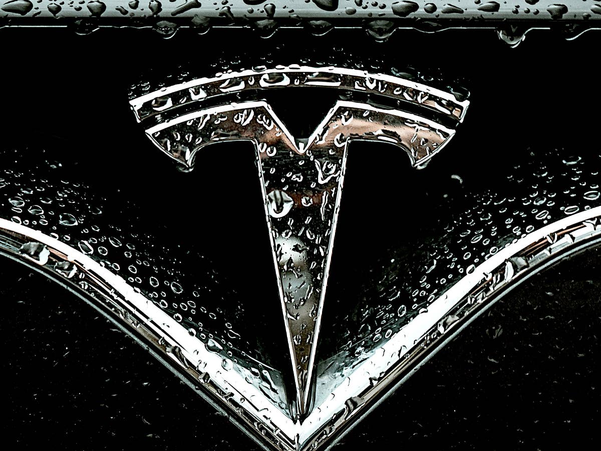 Kein Scherz: Tesla will keine Autos mehr verkaufen