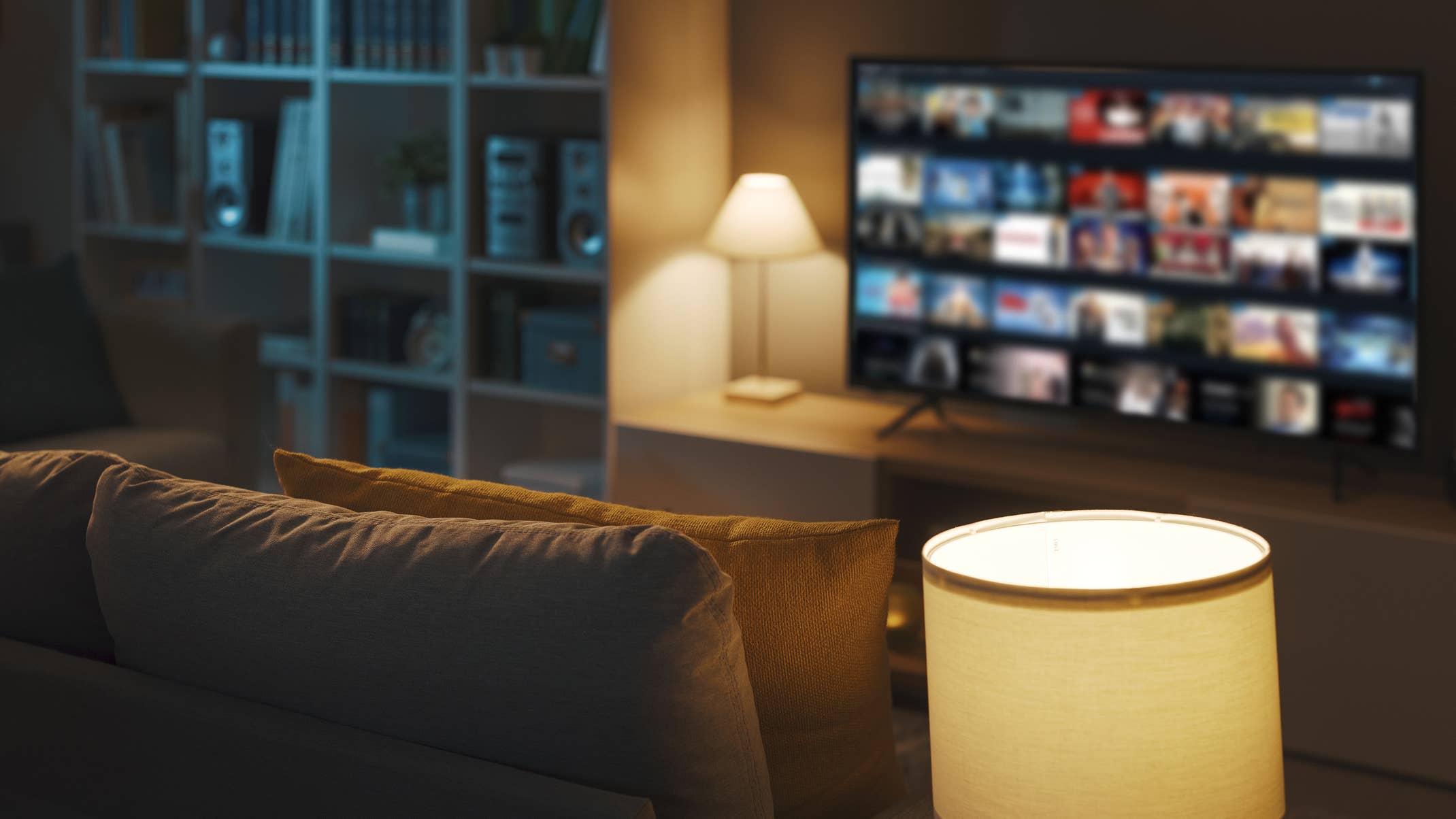 Fernseher mit verschiedensten Streaming-Diensten darauf