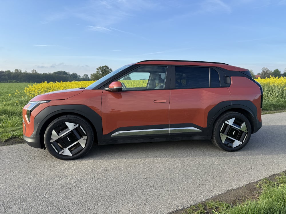 Seitenansicht des Kia EVE3.