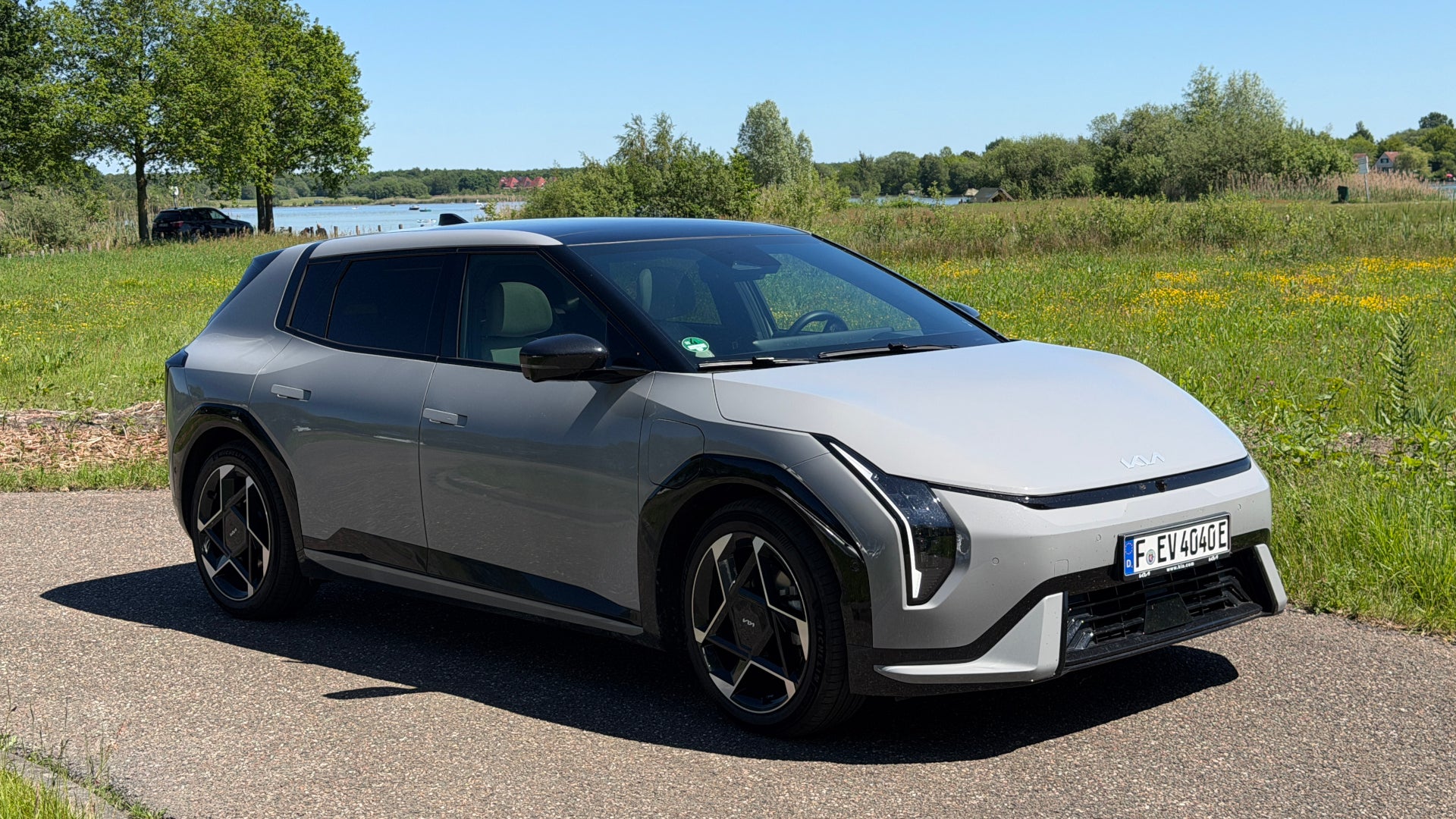 Kia EV4 Test: Starker Auftritt, klare Kante
