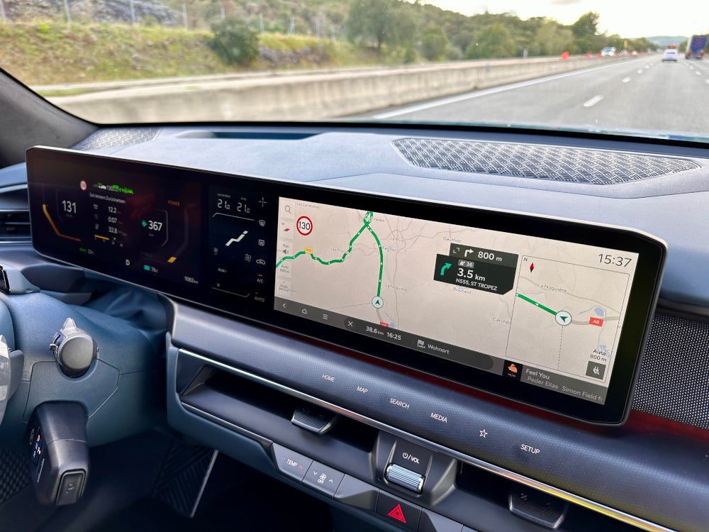 Displays im Cockpit des Kia EV9.