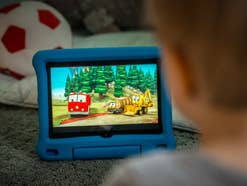 Kinder-Tablet im Test: Serien gucken auf dem Amazon Fire HD 8 Kids Edition