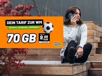 Frau mit Smartphone im Hintergrund, davor eine neue klarmobil-Aktion mit 70 GB für 9,99 Euro