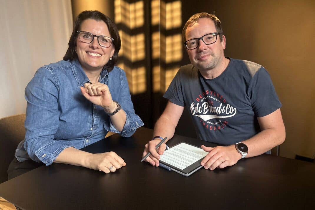 Lebara-Chefin Katja Schumacher im Gespräch mit inside digital-Redakteur Thorsten Neuhetzki