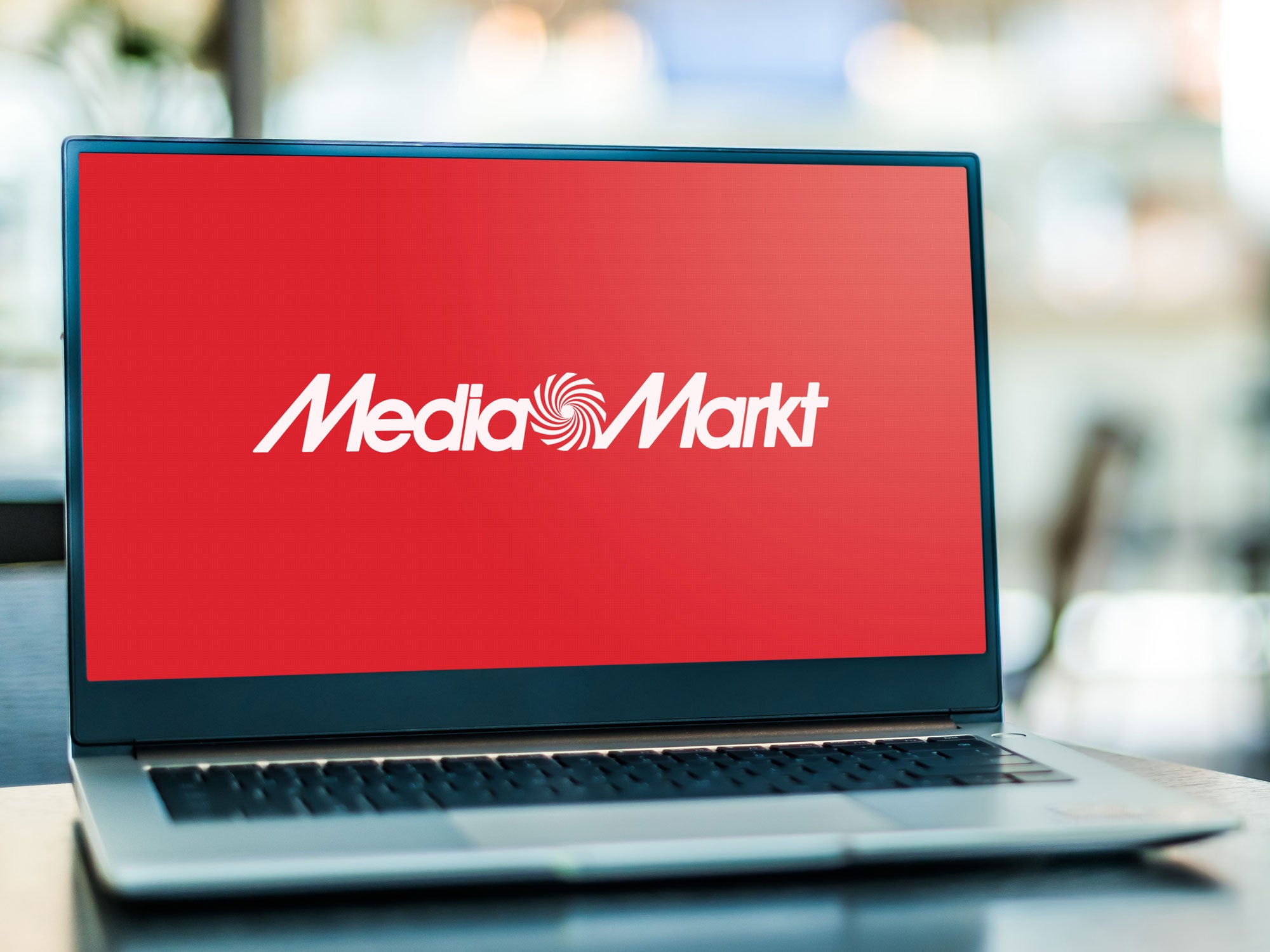 MediaMarkt-soll-Laptops-f-r-4-Euro-an-Senioren-abgeben-was-steckt-dahinter-