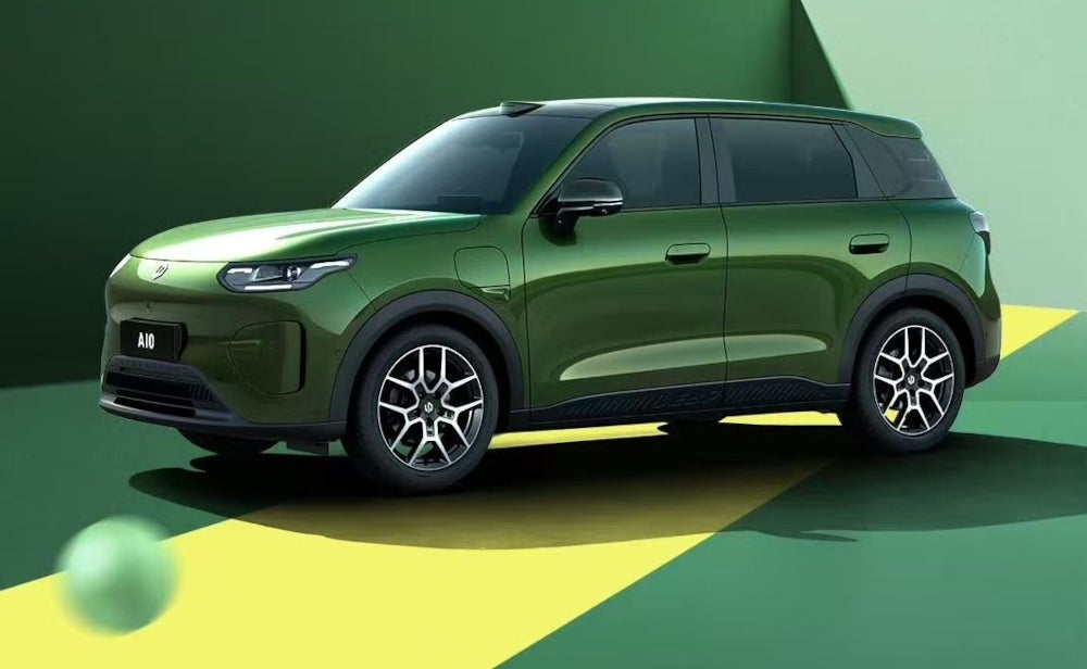 Leapmotor B03X in der Seitenansicht.