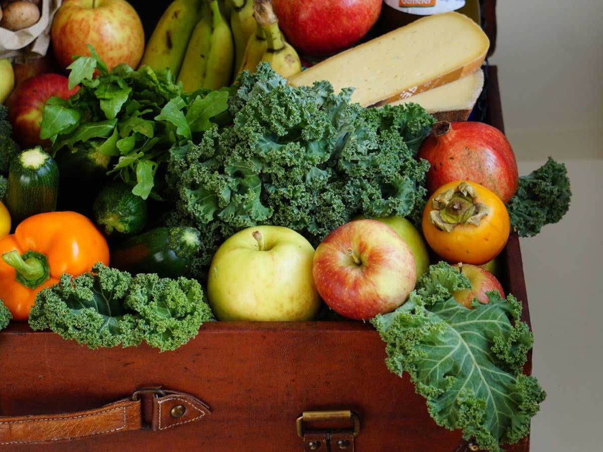 Obst und Gemüse in einer Box