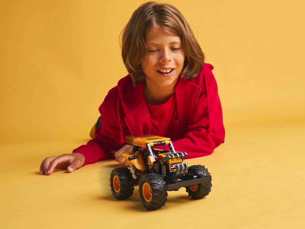 Lego Technic 2025 Monster Jam DIGatron 42199